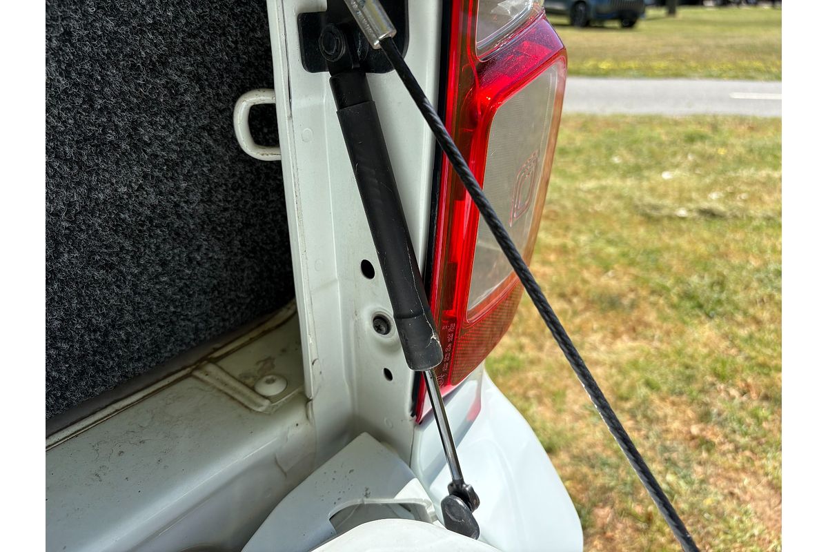 2020 Isuzu D-MAX SX High Ride Rear Wheel Drive