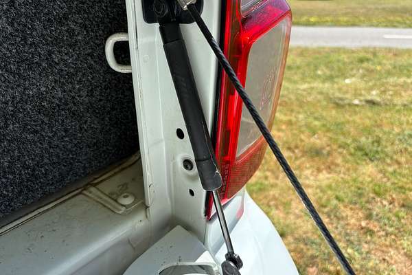 2020 Isuzu D-MAX SX High Ride Rear Wheel Drive