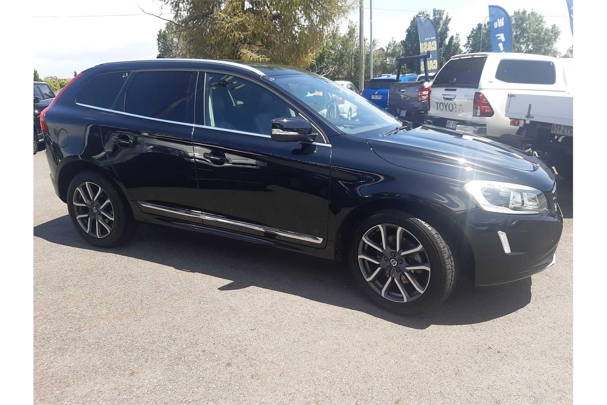 2017 Volvo XC60 T5 Luxury