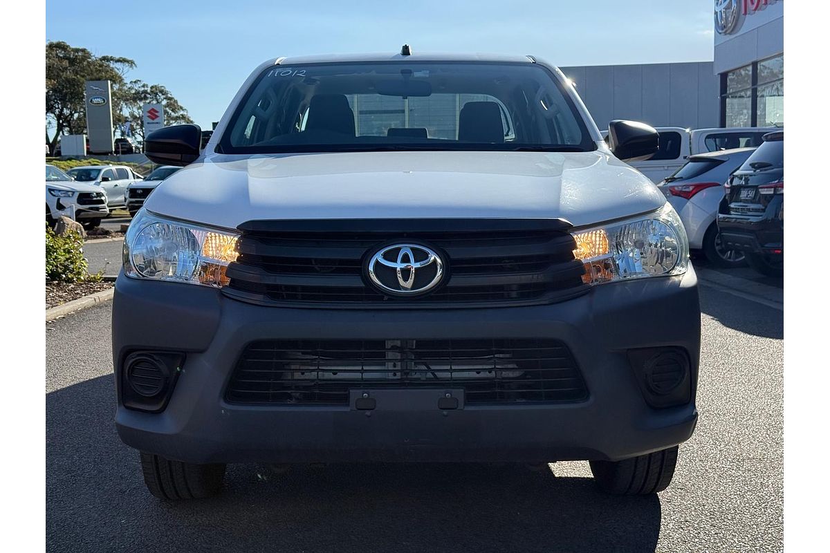 2016 Toyota Hilux Workmate GUN125R 4X4