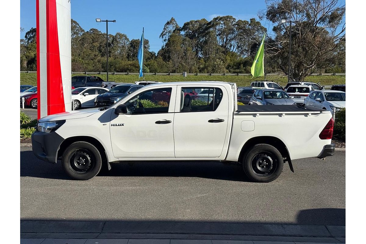 2016 Toyota Hilux Workmate GUN125R 4X4