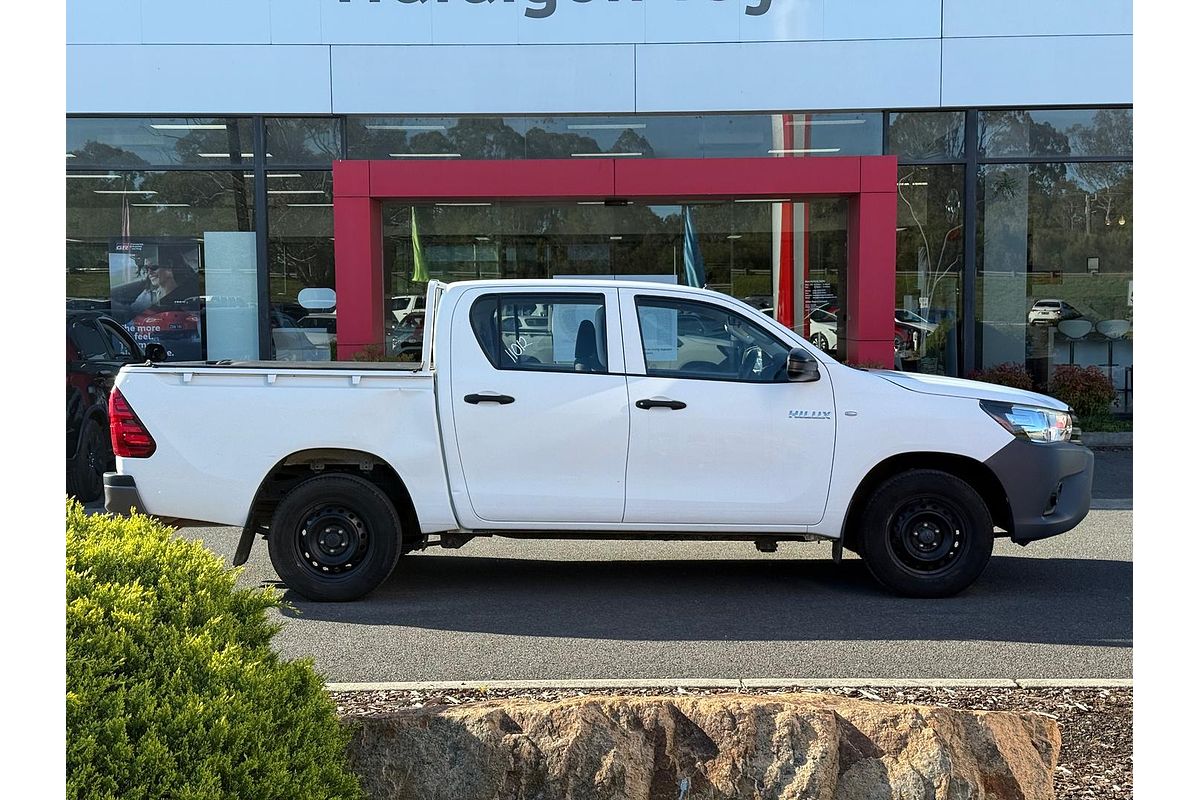2016 Toyota Hilux Workmate GUN125R 4X4