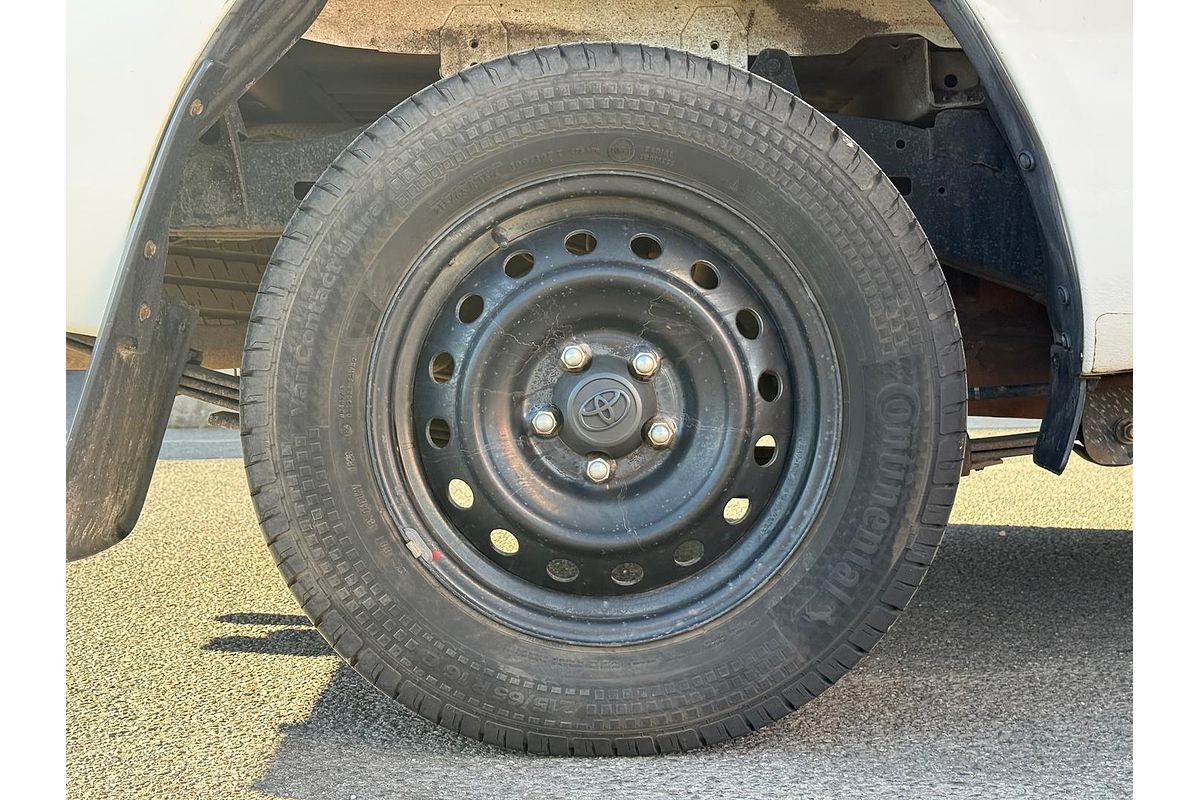 2016 Toyota Hilux Workmate GUN125R 4X4