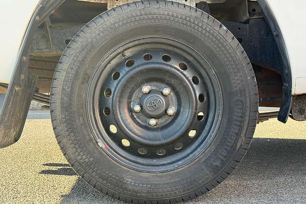 2016 Toyota Hilux Workmate GUN125R 4X4
