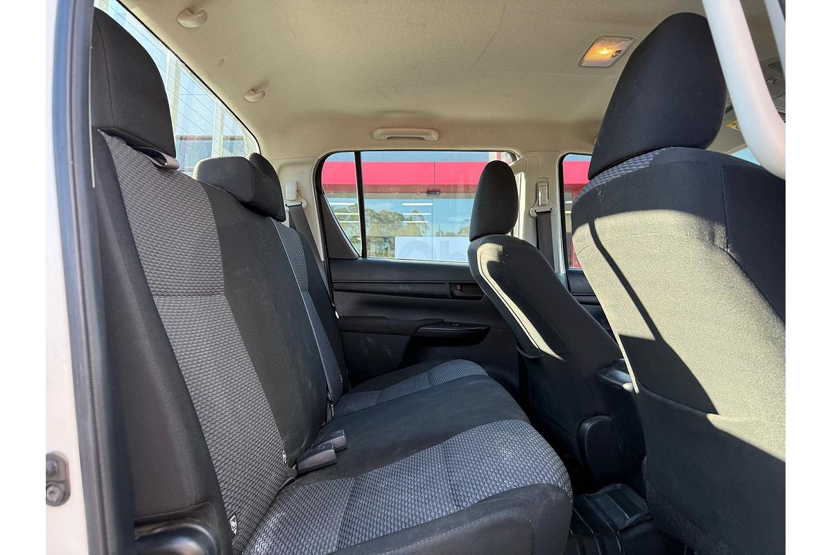 2016 Toyota Hilux Workmate GUN125R 4X4
