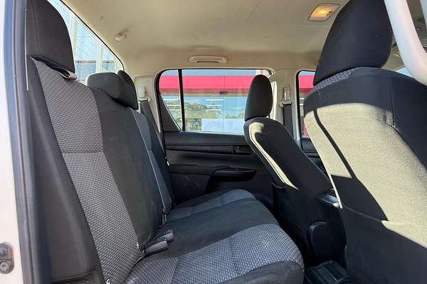 2016 Toyota Hilux Workmate GUN125R 4X4