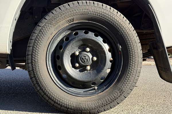 2016 Toyota Hilux Workmate GUN125R 4X4