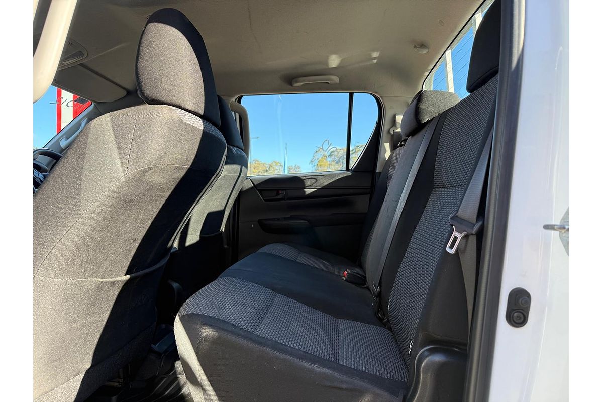 2016 Toyota Hilux Workmate GUN125R 4X4