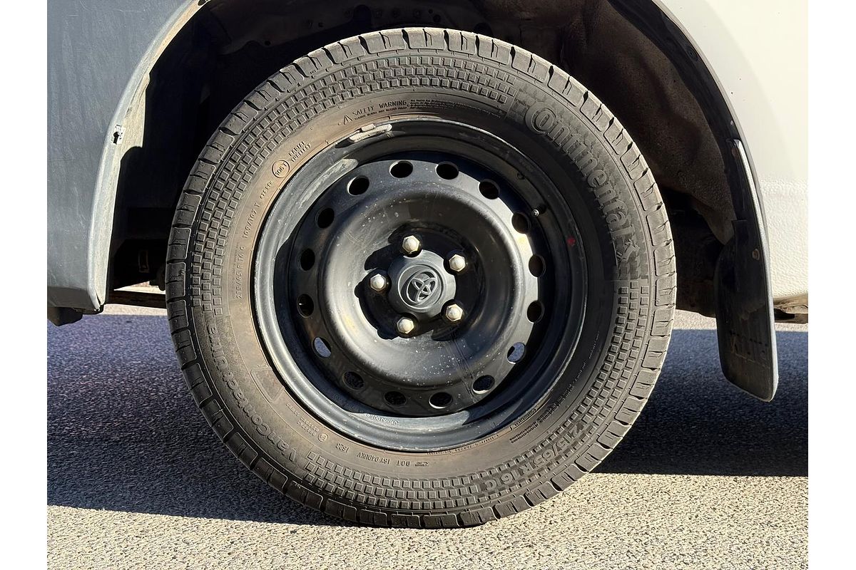 2016 Toyota Hilux Workmate GUN125R 4X4