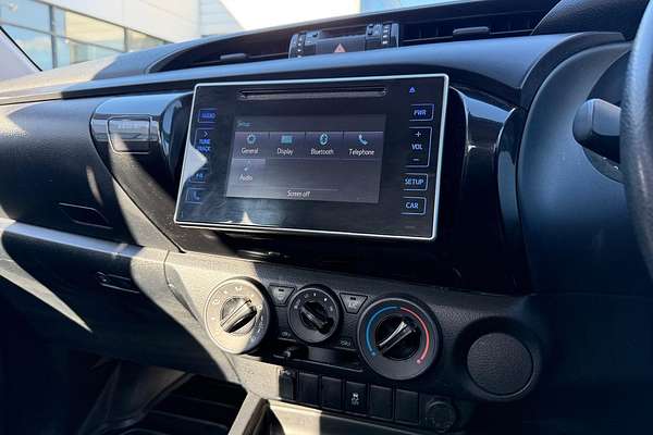 2016 Toyota Hilux Workmate GUN125R 4X4
