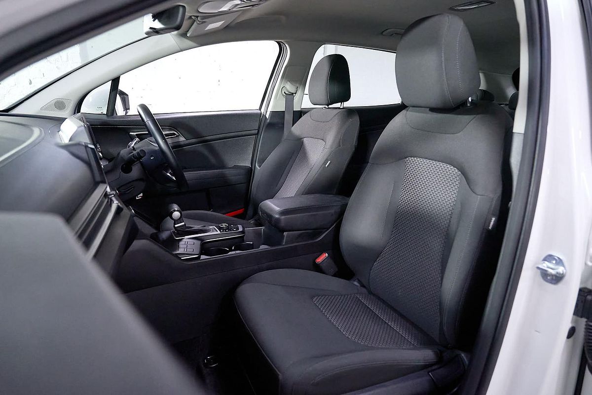 2023 Kia Sportage S NQ5