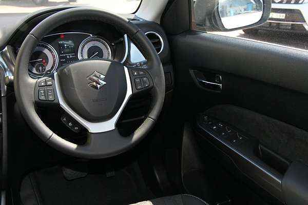 2024 Suzuki Vitara Turbo LY Series II