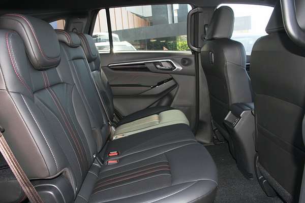 2025 Isuzu MU-X X-TERRAIN