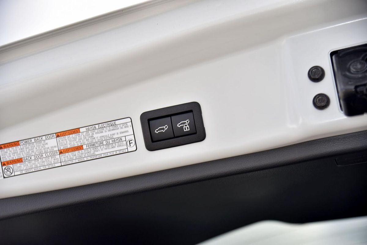 2024 Toyota Corolla Cross Atmos MXGH15R