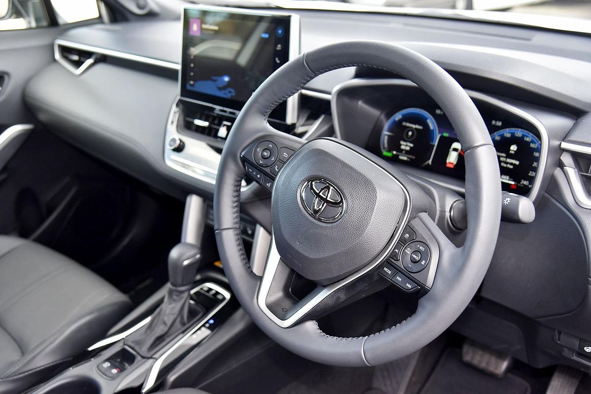 2024 Toyota Corolla Cross Atmos MXGH15R