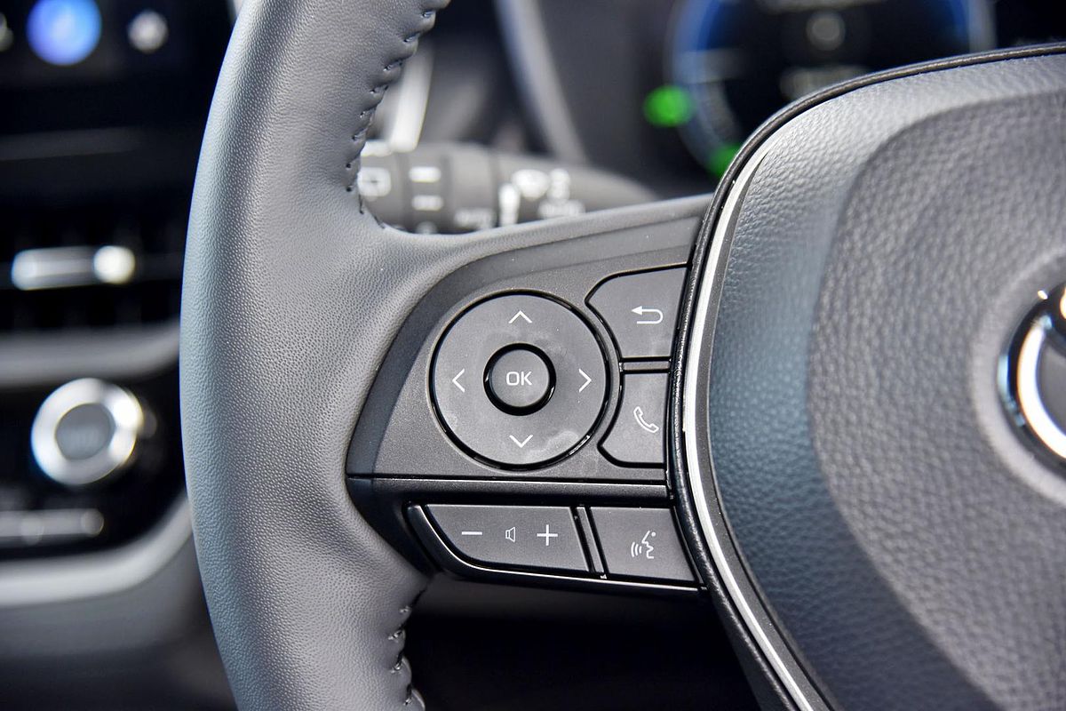 2024 Toyota Corolla Cross Atmos MXGH15R