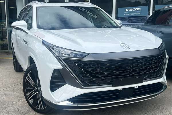 2025 MG QS Essence IS31