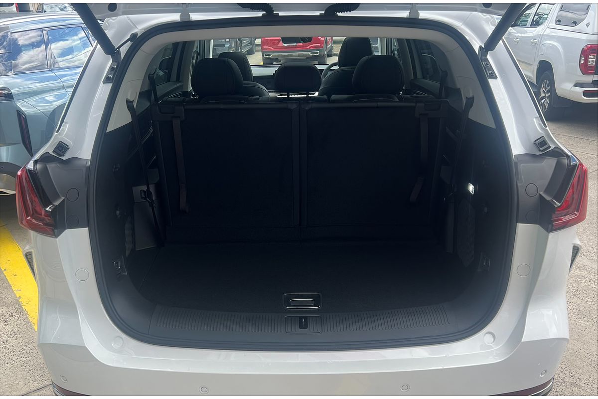 2025 MG QS Essence IS31