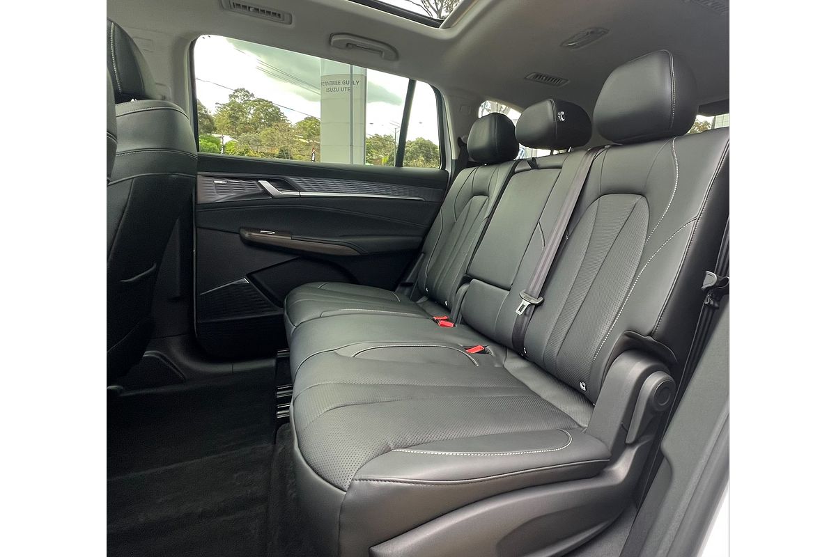 2025 MG QS Essence IS31