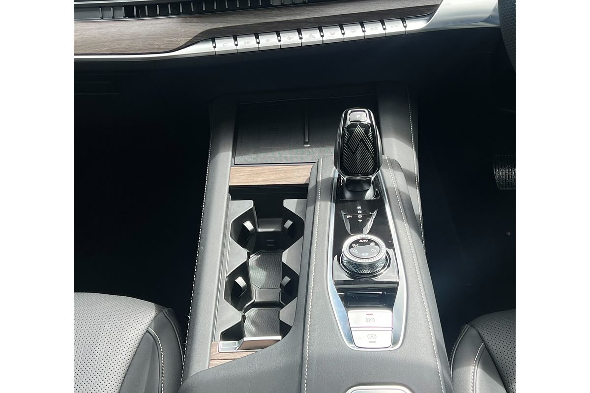 2025 MG QS Essence IS31