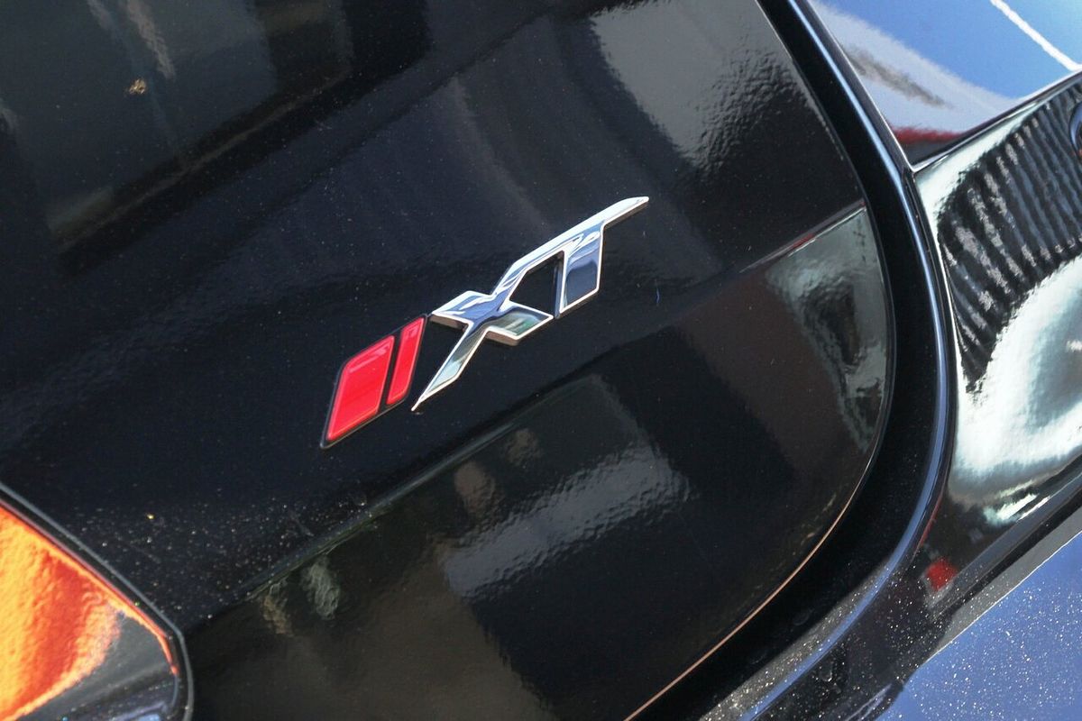 2025 Isuzu MU-X X-TERRAIN