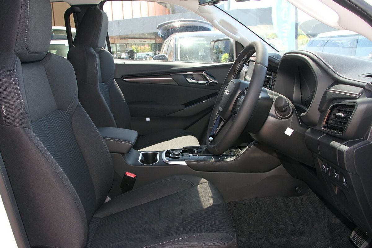 2025 Isuzu MU-X LS-U