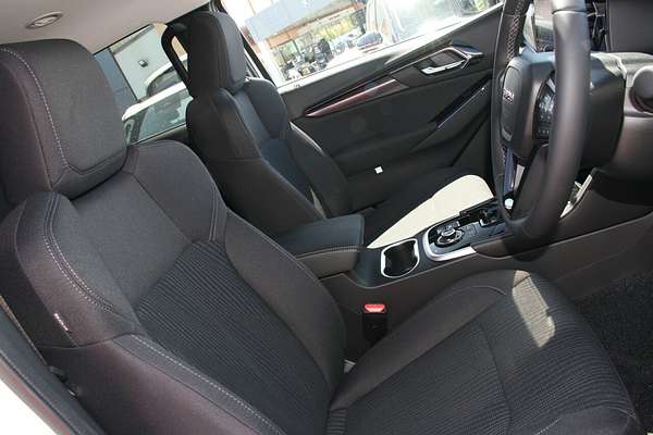 2025 Isuzu MU-X LS-U