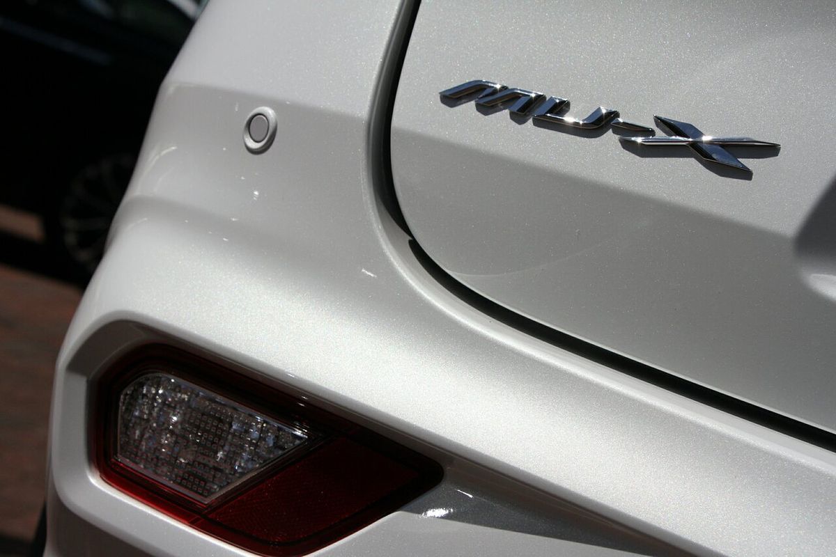 2025 Isuzu MU-X LS-U