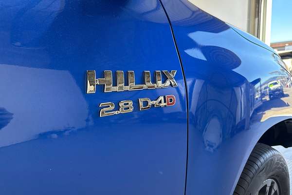 2020 Toyota Hilux SR5 GUN126R 4X4