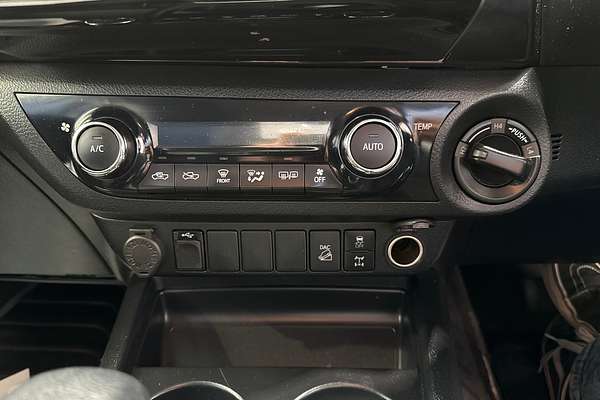 2020 Toyota Hilux SR5 GUN126R 4X4