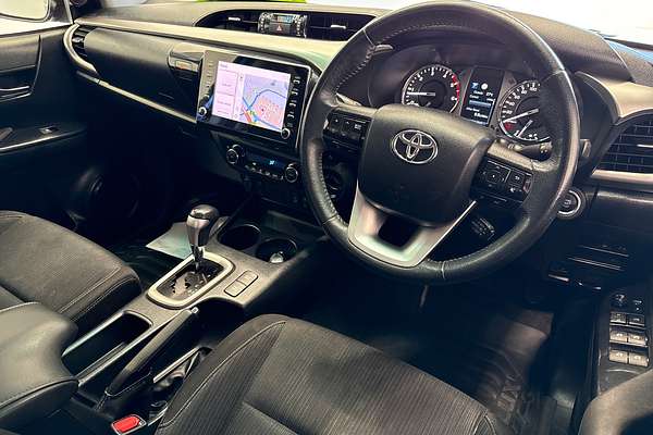 2020 Toyota Hilux SR5 GUN126R 4X4