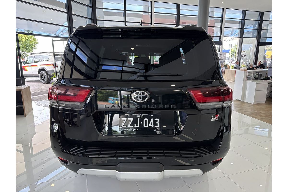 2023 Toyota Landcruiser GR Sport FJA300R