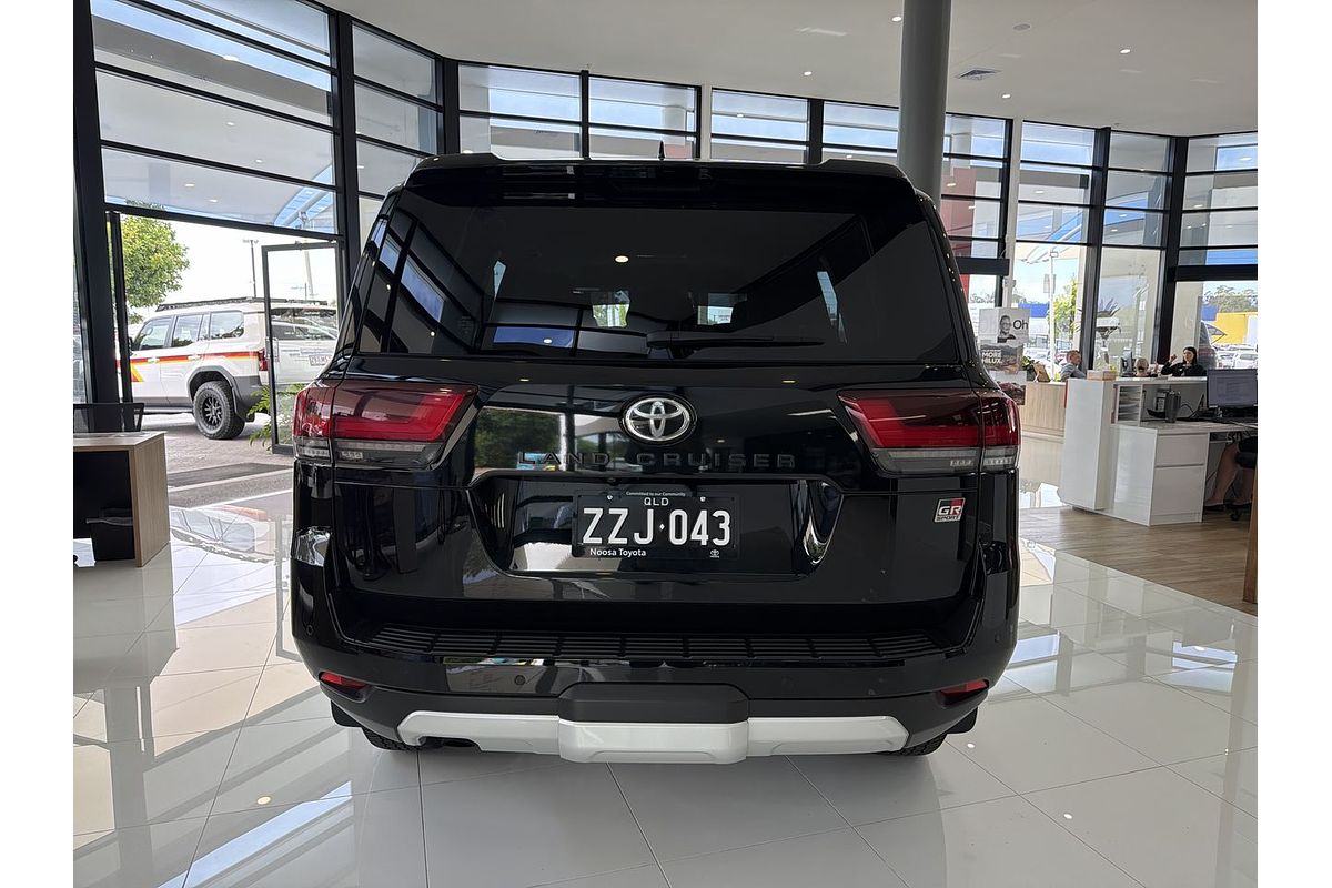 2023 Toyota Landcruiser GR Sport FJA300R