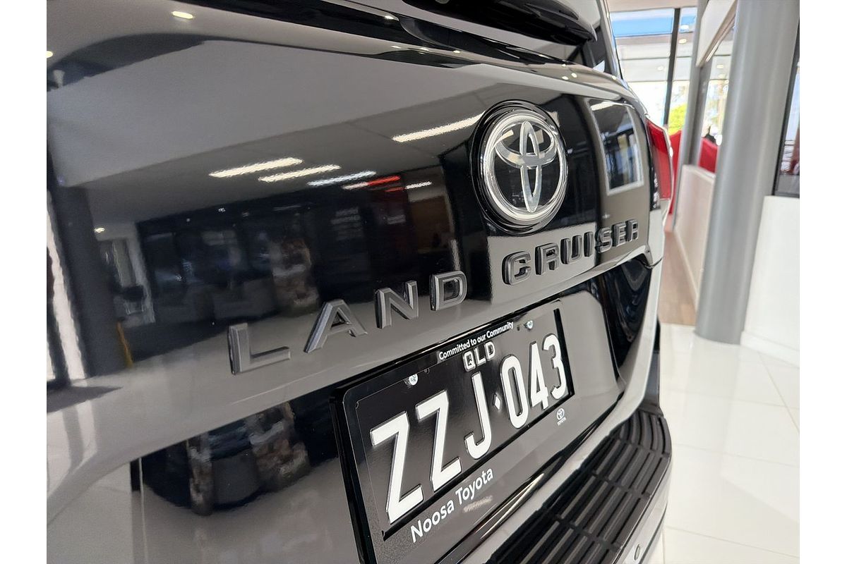 2023 Toyota Landcruiser GR Sport FJA300R