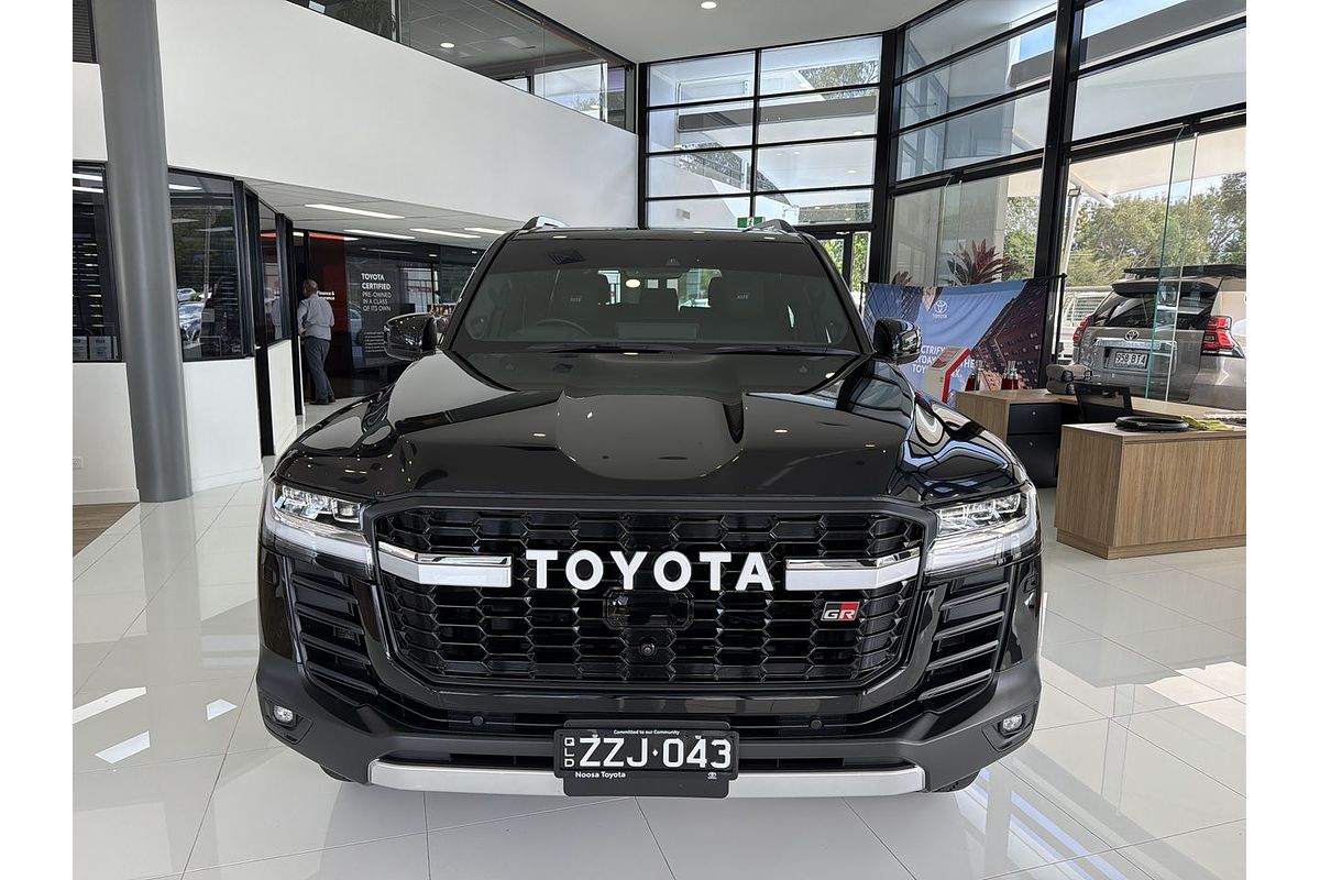 2023 Toyota Landcruiser GR Sport FJA300R