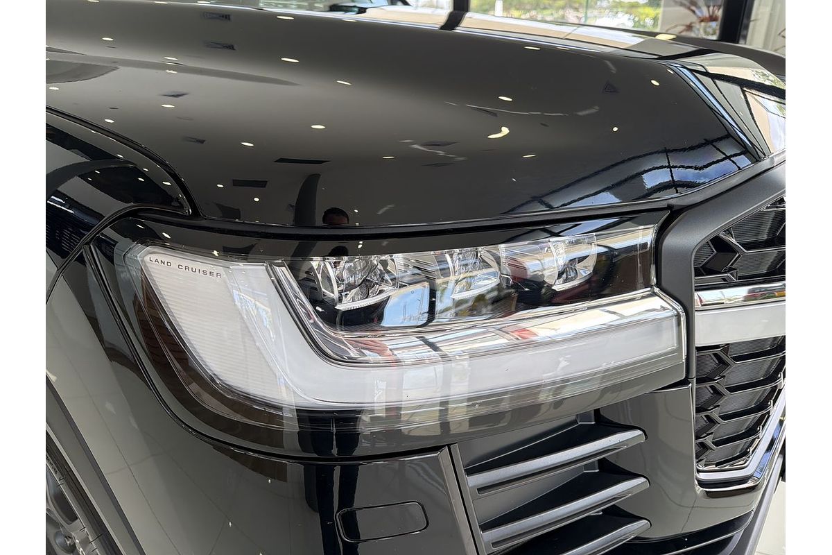 2023 Toyota Landcruiser GR Sport FJA300R