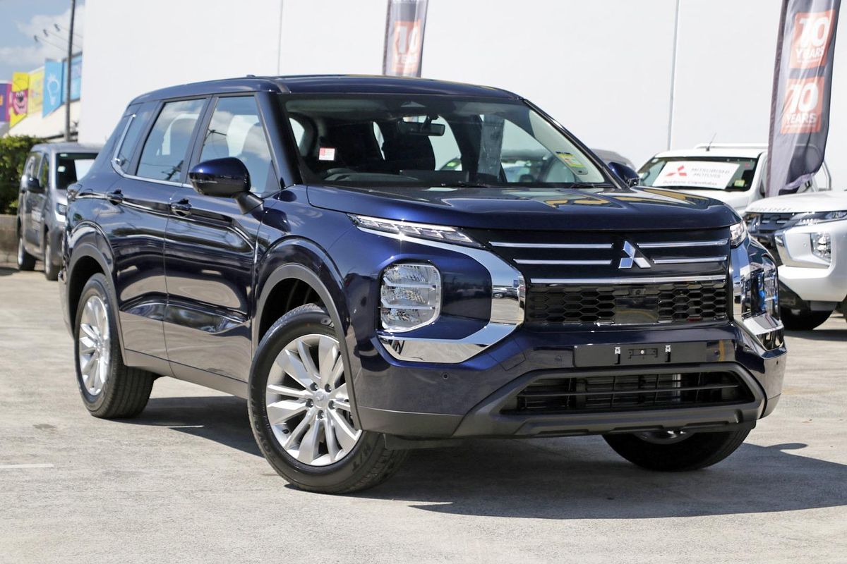 2025 Mitsubishi Outlander ES ZM