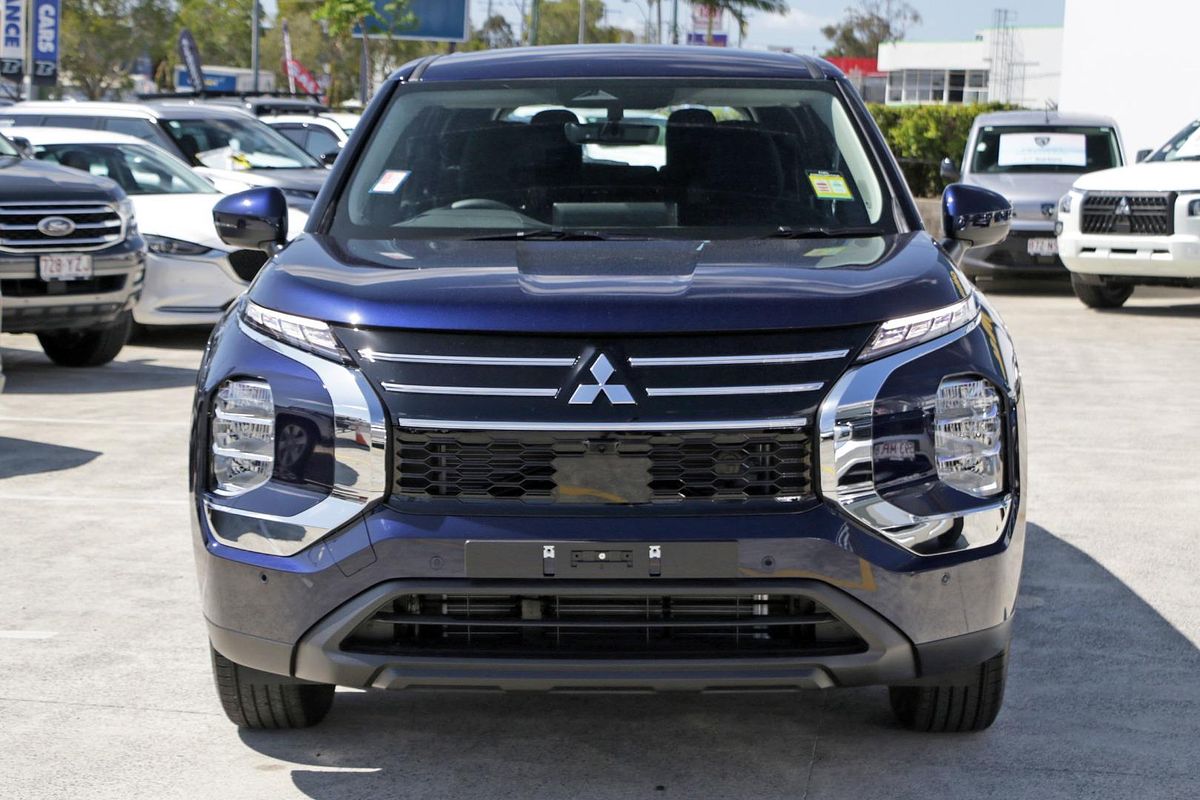 2025 Mitsubishi Outlander ES ZM