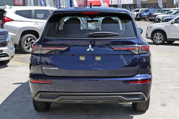 2025 Mitsubishi Outlander ES ZM