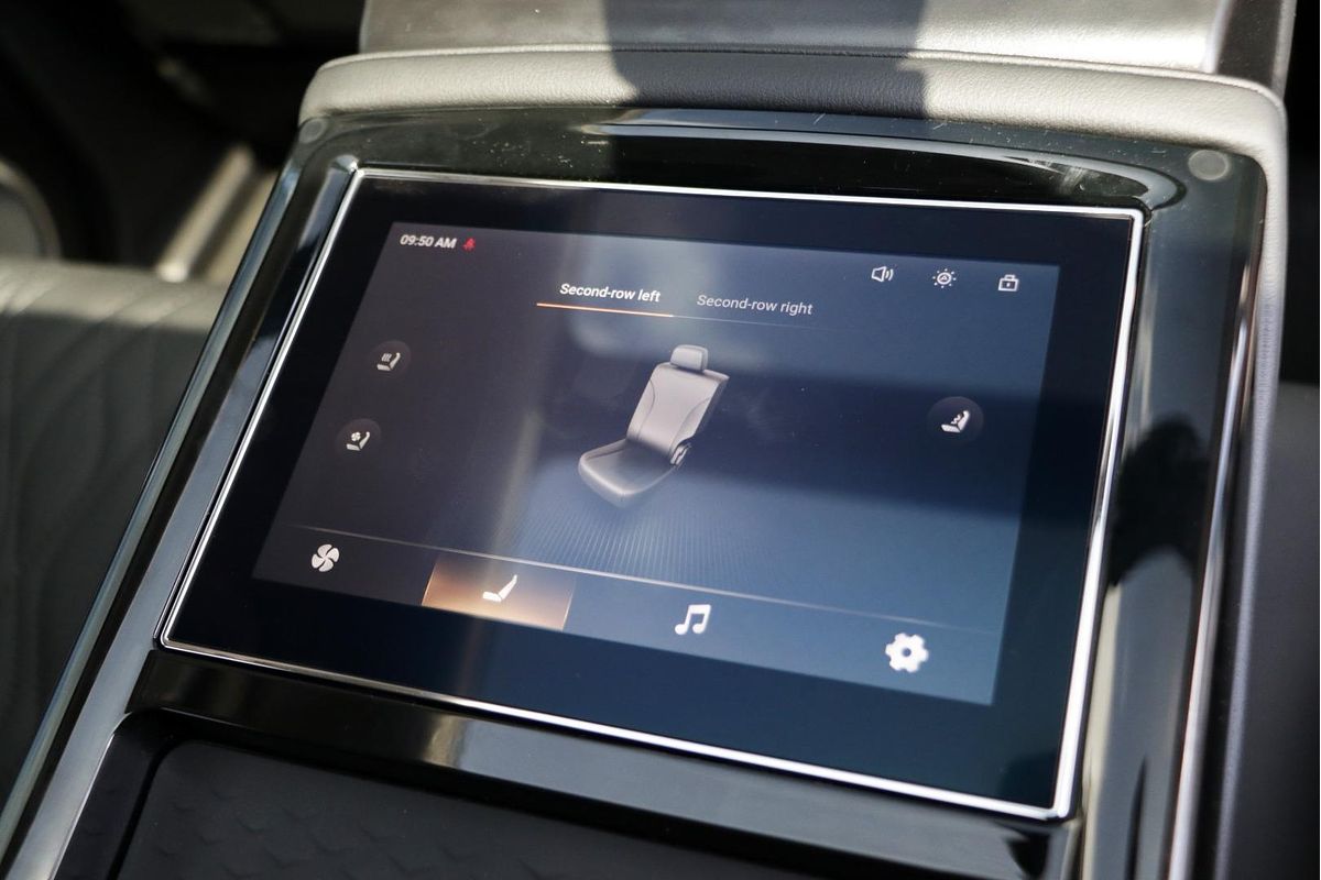 2025 GWM Tank 500 Ultra Hi4-T PHEV P03