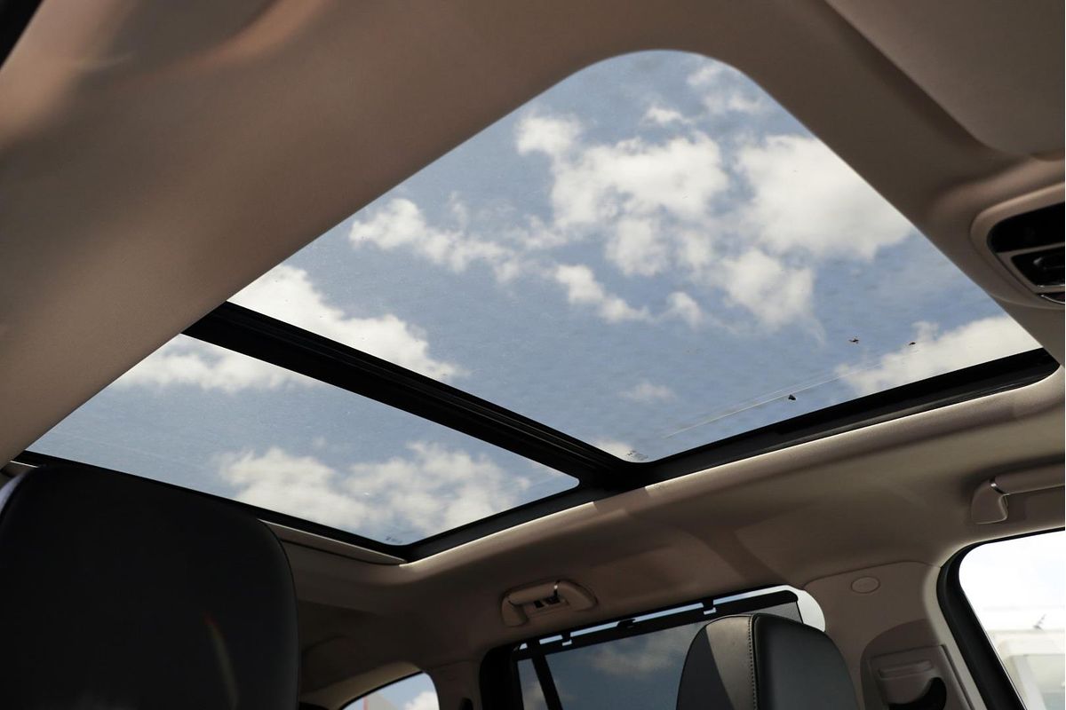 2025 GWM Tank 500 Ultra Hi4-T PHEV P03