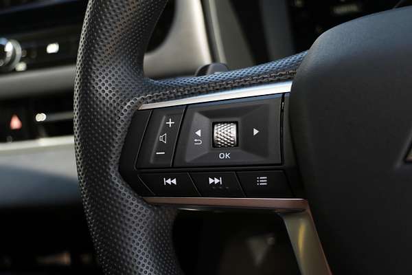 2025 Mitsubishi Outlander ES ZM