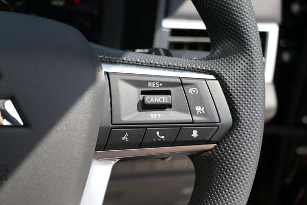 2025 Mitsubishi Outlander ES ZM