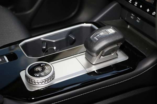 2025 Mitsubishi Outlander ES ZM