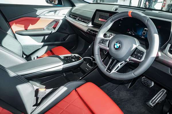2025 BMW X2 M35i xDrive U10