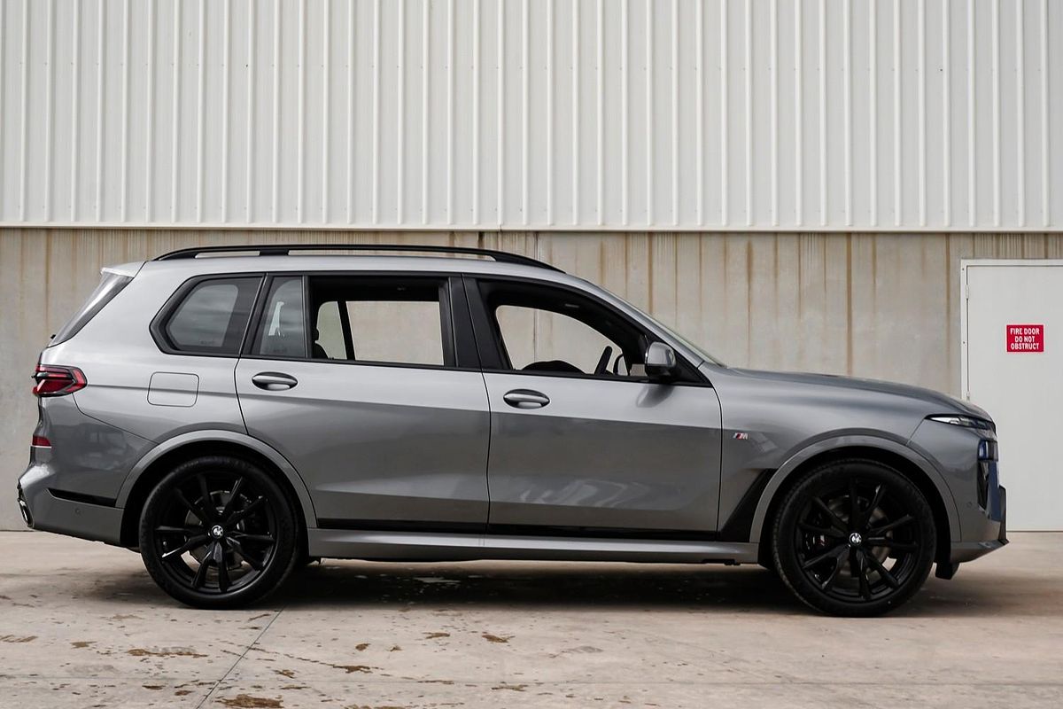 2025 BMW X7 xDrive40d M Sport G07 LCI