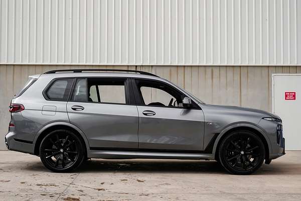2025 BMW X7 xDrive40d M Sport G07 LCI