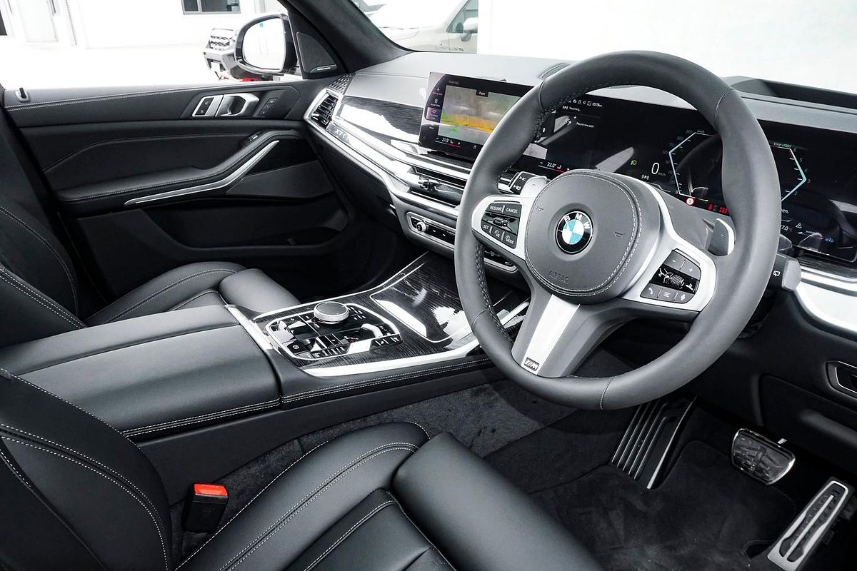 2025 BMW X7 xDrive40d M Sport G07 LCI