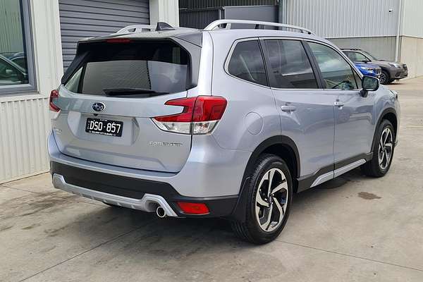 2024 Subaru Forester 2.5i-S S5