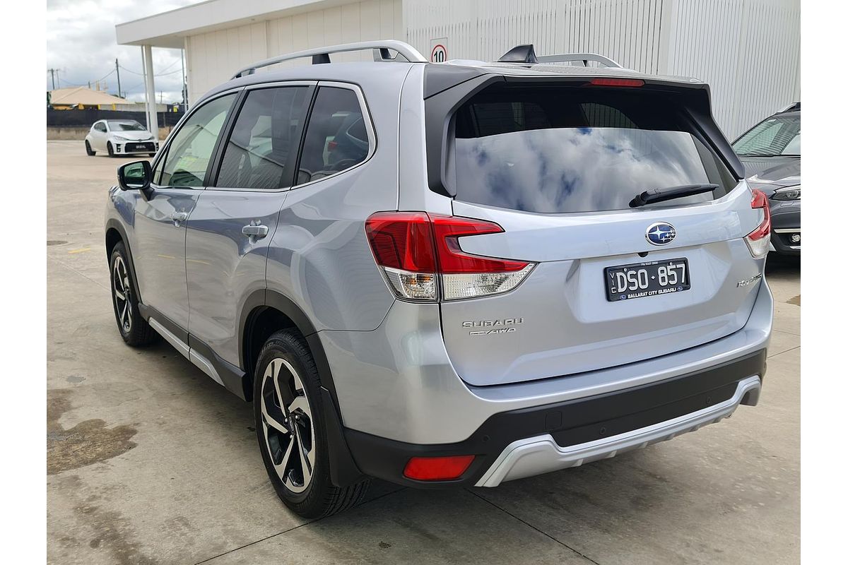 2024 Subaru Forester 2.5i-S S5